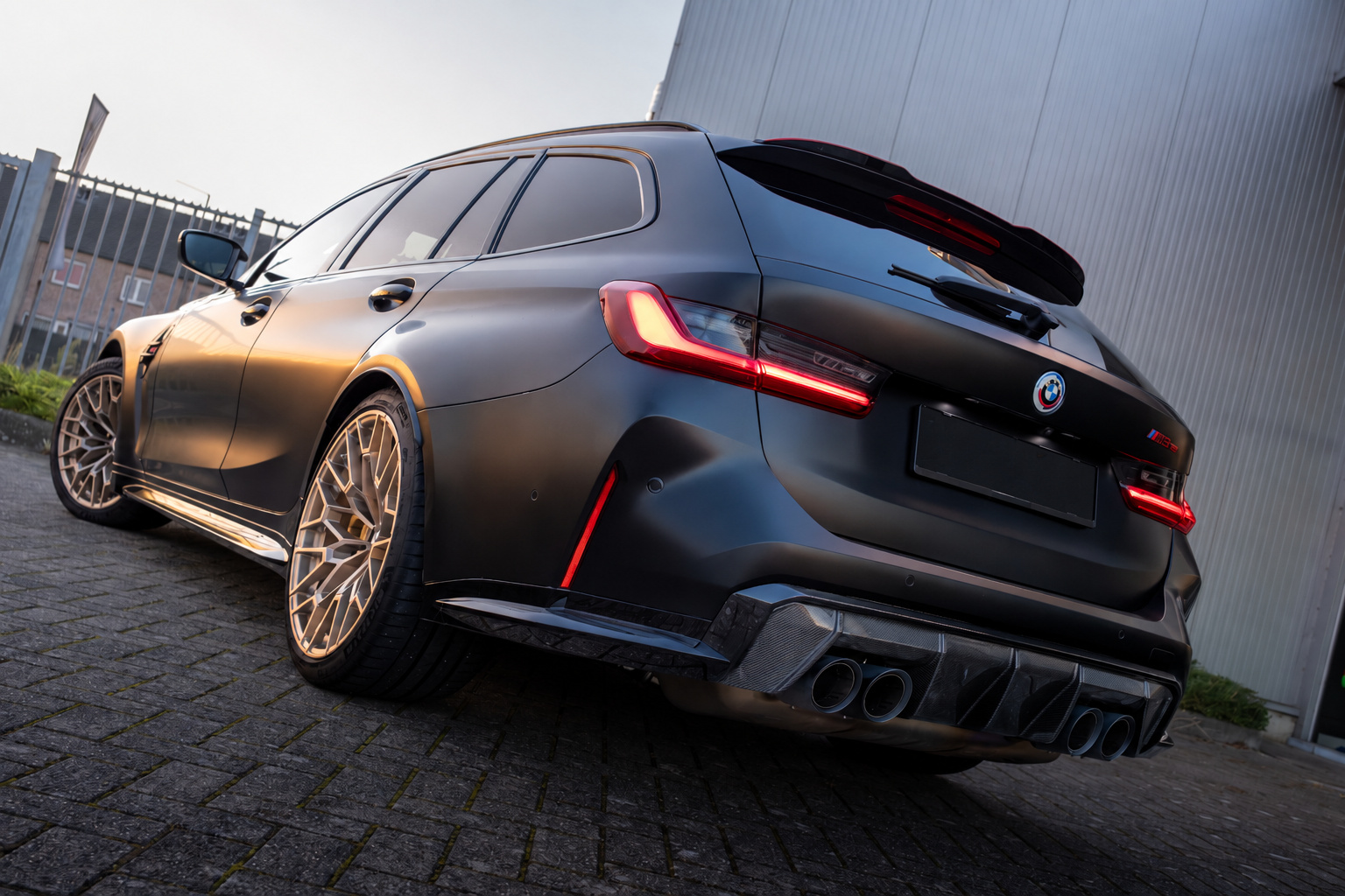 BMW M3 CS Touring rear drie kwart