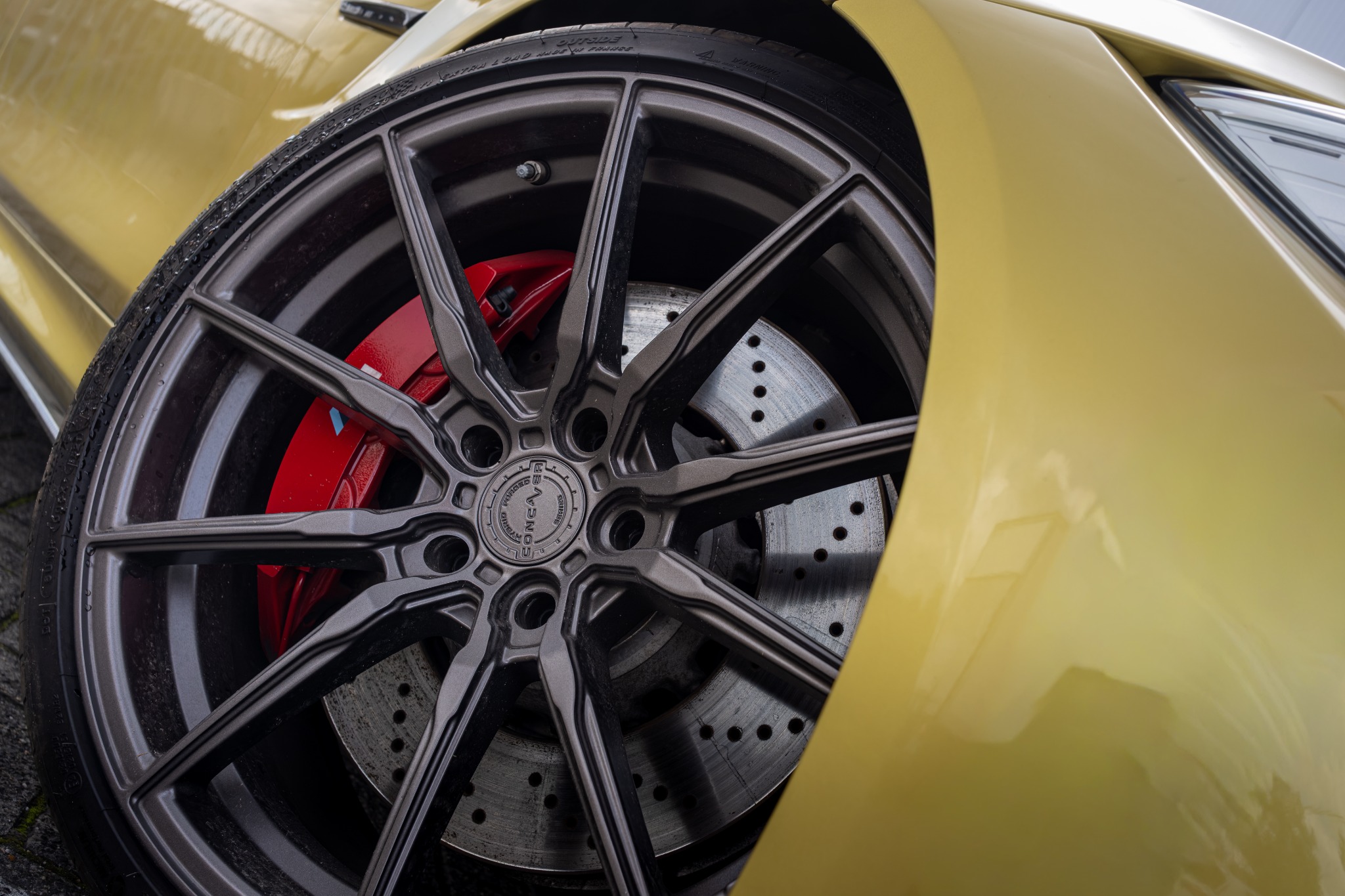 BMW M4 detail van de sportstoel