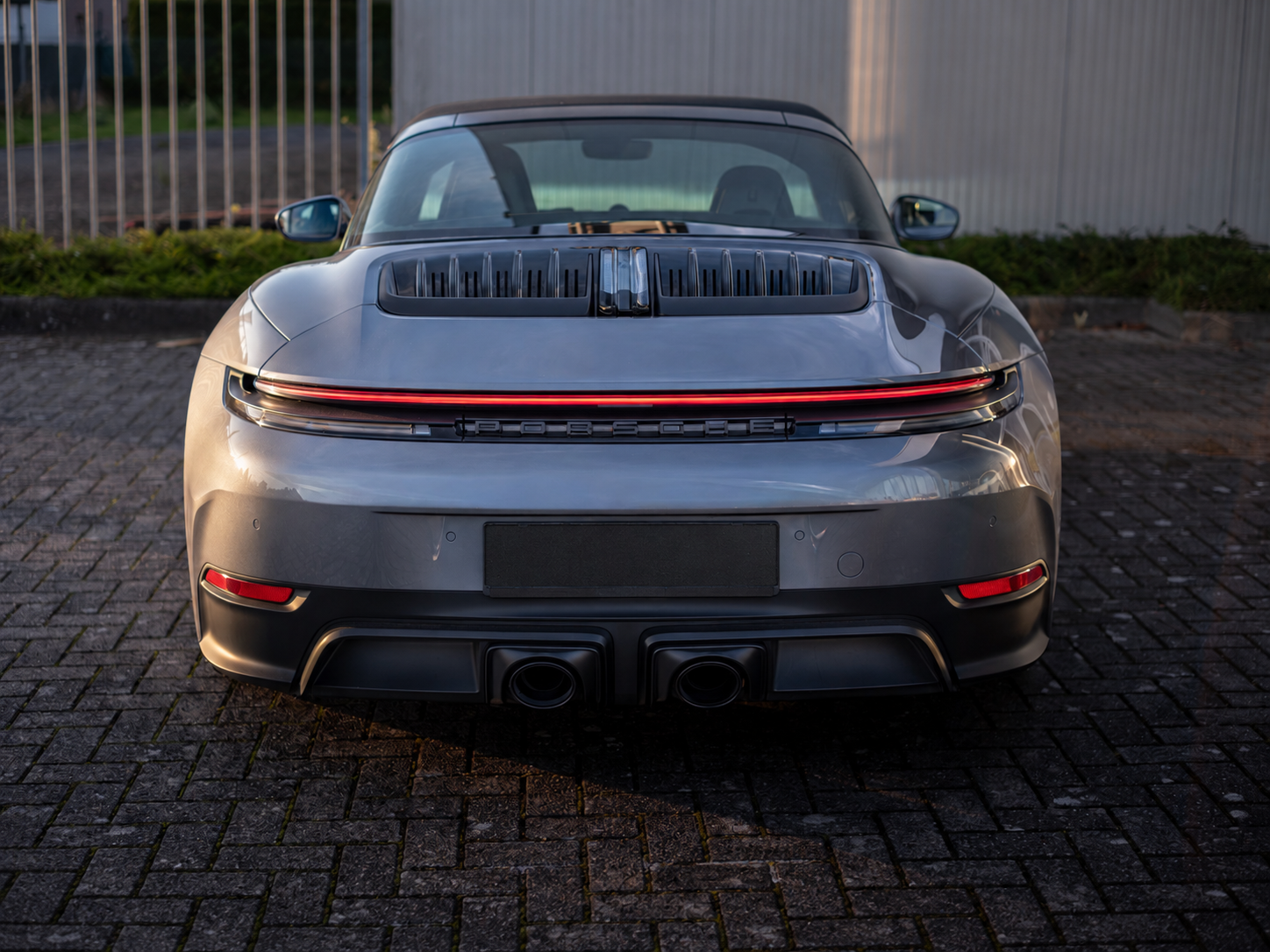 Porsche 911 Targa 4 GTS achteraanzicht