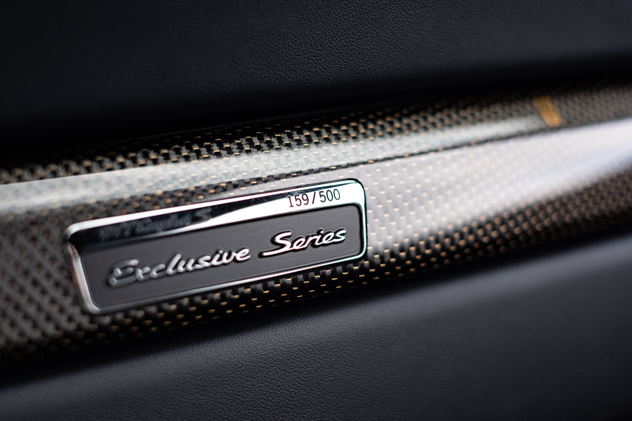 Porsche Turbo S Exclusive Series detail van Exclusive Series badge